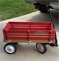 Radio Flyer Town & Country Wagon