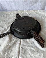 #8 good health cast iron waffle maker