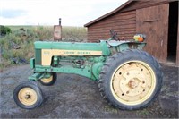 John Deere 530 tractor