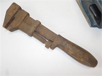 Early adjustable wrench