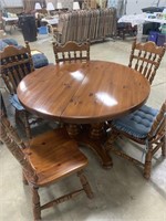 Link Taylor- Colonial Pine Table / Chairs