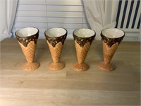 4 ICE CREAM CUPS