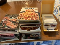 32 COOKBOOKS-MOSTLY BETTER HOMES AND GARDENS