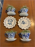 6 BLUE AND WHITE WALL DECORATIONS