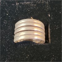 .925 Silver Ring - sz 9 - 9.2gr
