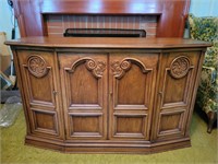 Buffet Cabinet 53Lx19wx32T