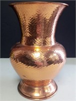 VTG Lg Hammered Formed Copper Vase