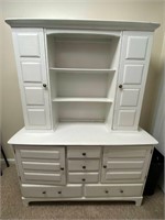 White Hutch