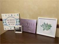 3 Decorative Signs & Coin Bank