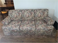 FLORAL PATTERN COUCH (34" X 80" X 32")