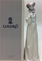 Lladro Have A Flower Tall Clown