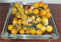 Glass tray with marble like fruit decor