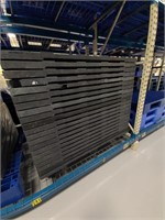 21 Stacking Plastic Pallets 40x48x6