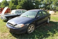 2001 Ford Taurus 4-Door Car