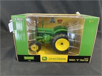 John Deere Model D Tractor, die cast metal, 1/16