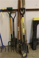 Shovels, Potato Fork & Post Hole Jobbers