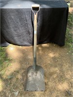 Scoop flat shovel