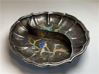 VINTAGE CHINESE AND ENAMEL DIVIDED BOWL 4.25in W