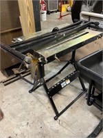 Chicago electric welding table, adjustable steel