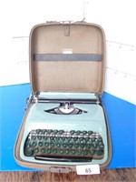Commadore Typewriter