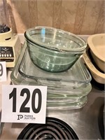 Pyrex Bakers And Bowls (R 4)