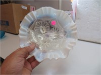 Vintage Ruffled Edge Jefferson Glass Bowl