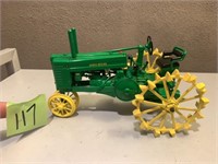 John Deere G