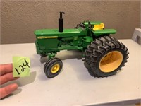 JD 4620 diesel with duals 1/16