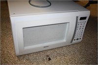 Kenmore Microwave-White; Works per seller