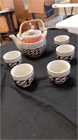 Teapot/ 5 cups