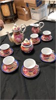 Beautiful teapot set/ flowers