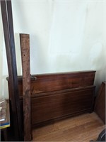 Queen Head, footboard with rails.