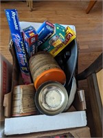 Box lot of kitchen related