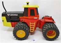 Verstile 1150 4WD tractor w/triple duals