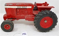 Scale Models red tractor, no box