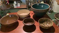 Assorted pottery/stoneware