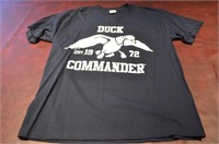 Mens Duck Commander Shirt Size LARGE