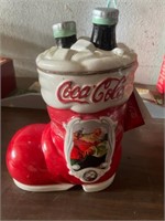 New with tags Coke 75th anniversary cookie jar wit