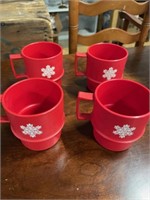 Lot of nice vintage Tupperware snowflake mugs