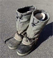 Sorel Boots Size 12 good condition