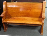 4.5' OAK CHURCH PEW