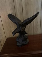 14 inch tall eagle statue
