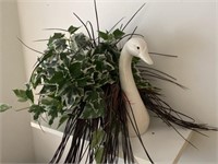 Swan planter