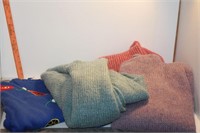 4 Van HuesenTurtleneck Sweaters With Bags
