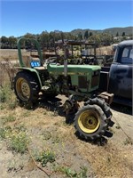 John Deere 750 Yard Tractor