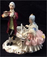 GERMAN LACE TWO PERSON FIGURINE