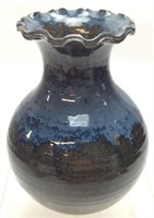 GRAND CREATIONS POTTERY VASE, 9’’, SEAGROVE, NC