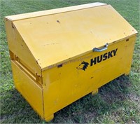 Husky heavy duty job site box
