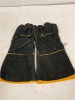 Welding leather gloves. Unused