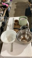 Metal mixing bowls, strainer bowl, glass mug